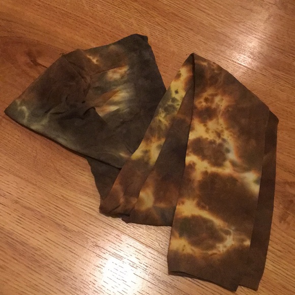 HUE Accessories - galaxy print open ankle stockings